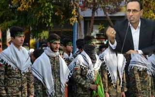 آیا فرماندار فریدونکنار بهدنبال بسیج سکولار است/ آقای فرماندار! بسیجیان منتظر عذرخواهی شما هستند