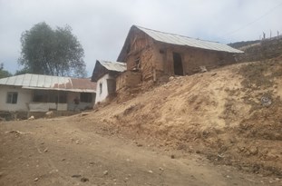 جمعيت روستای لترگاز نكا هر روز كمتر از ديروز/ نبود آب و راه مناسب و بوی كوچ اجباری