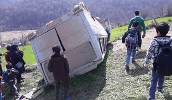 مهر و بلاتكليفی خانوادهها و دانشآموزان روستای شيت نكا/مشكلاتی كه قرار نیست از روستای شيت كوچ کند