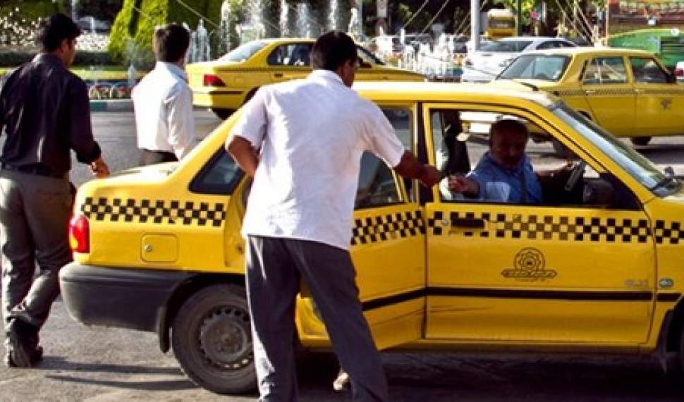 جولان تاکسیهای پیر و از نفس افتاده در شهرهای مازندران